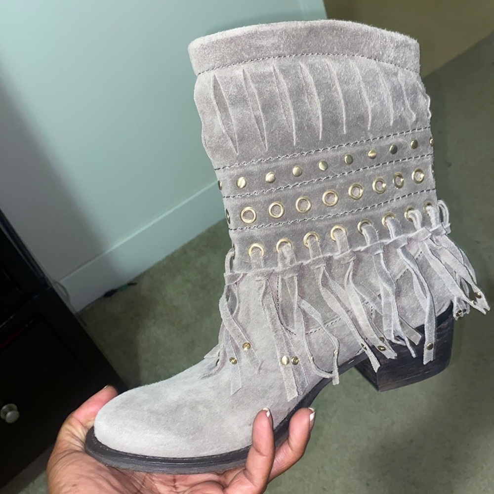 Ankle boots
